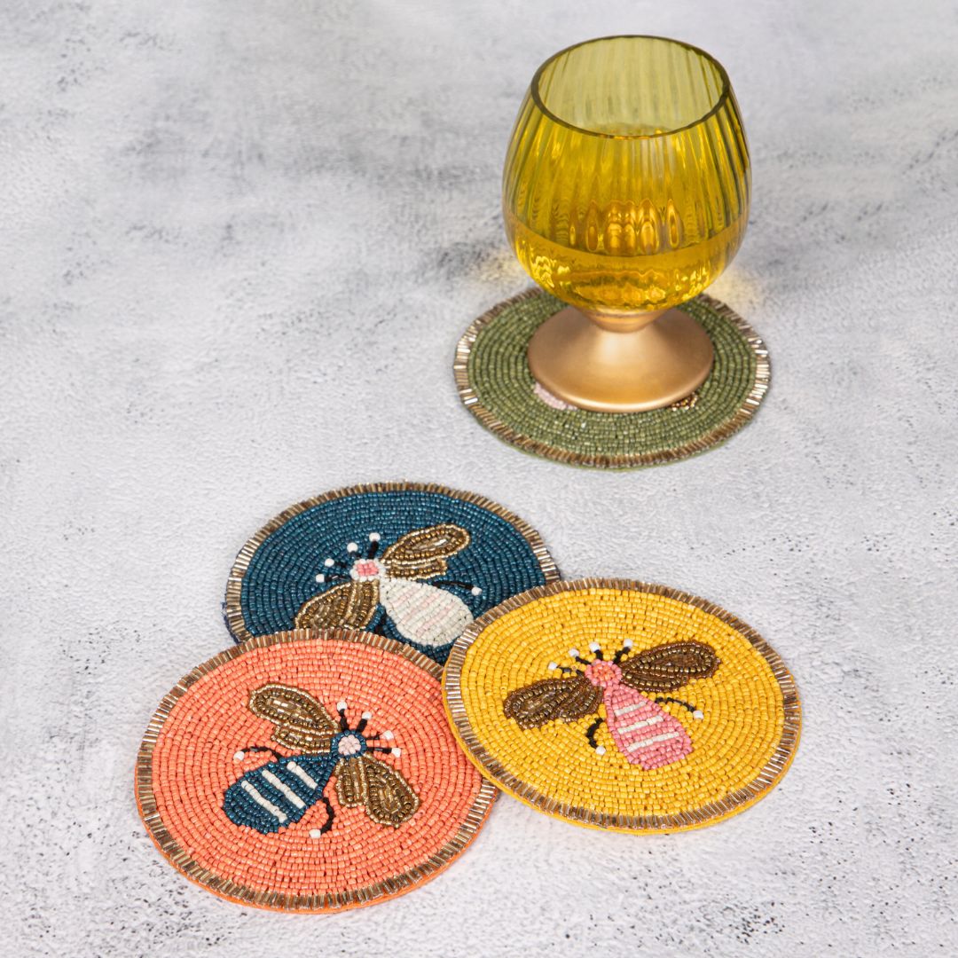 Honey Bee Coaster Set – Handcrafted Wooden Drink Mats for Tables