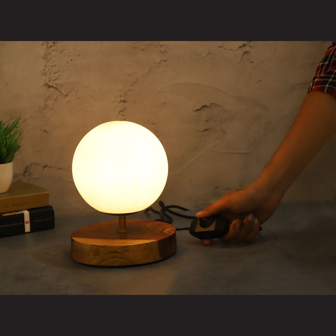 Moonglass Shot Table Lamp