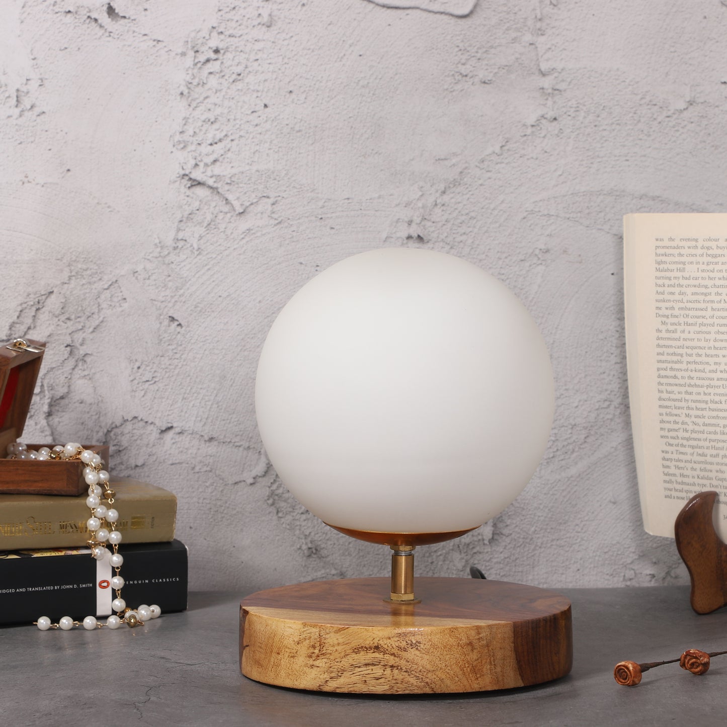 Moonglass Shot Table Lamp