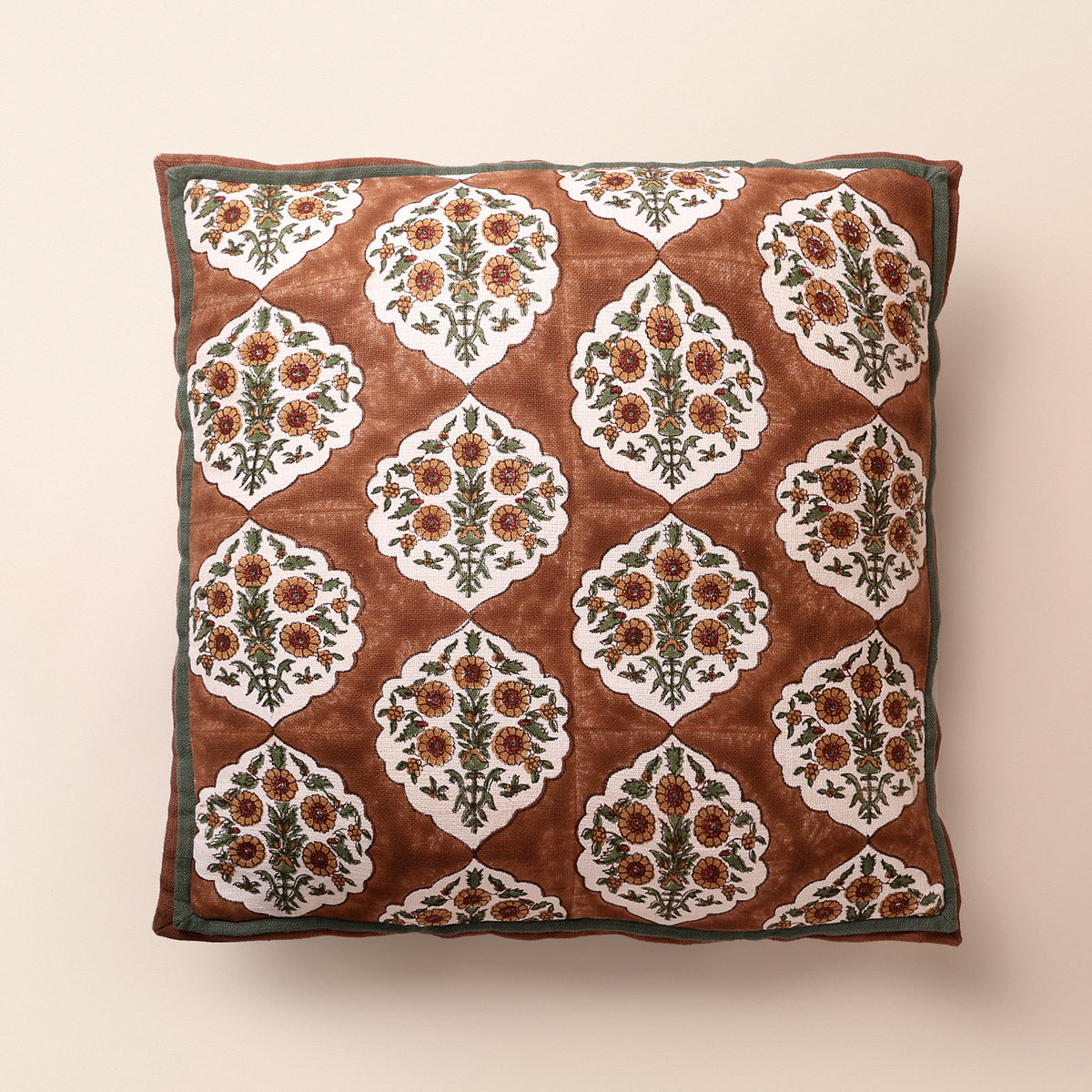 Cushion Cover Size Guide: 16 vs 18 Inch, Filler Size and How Many for Your Sofa