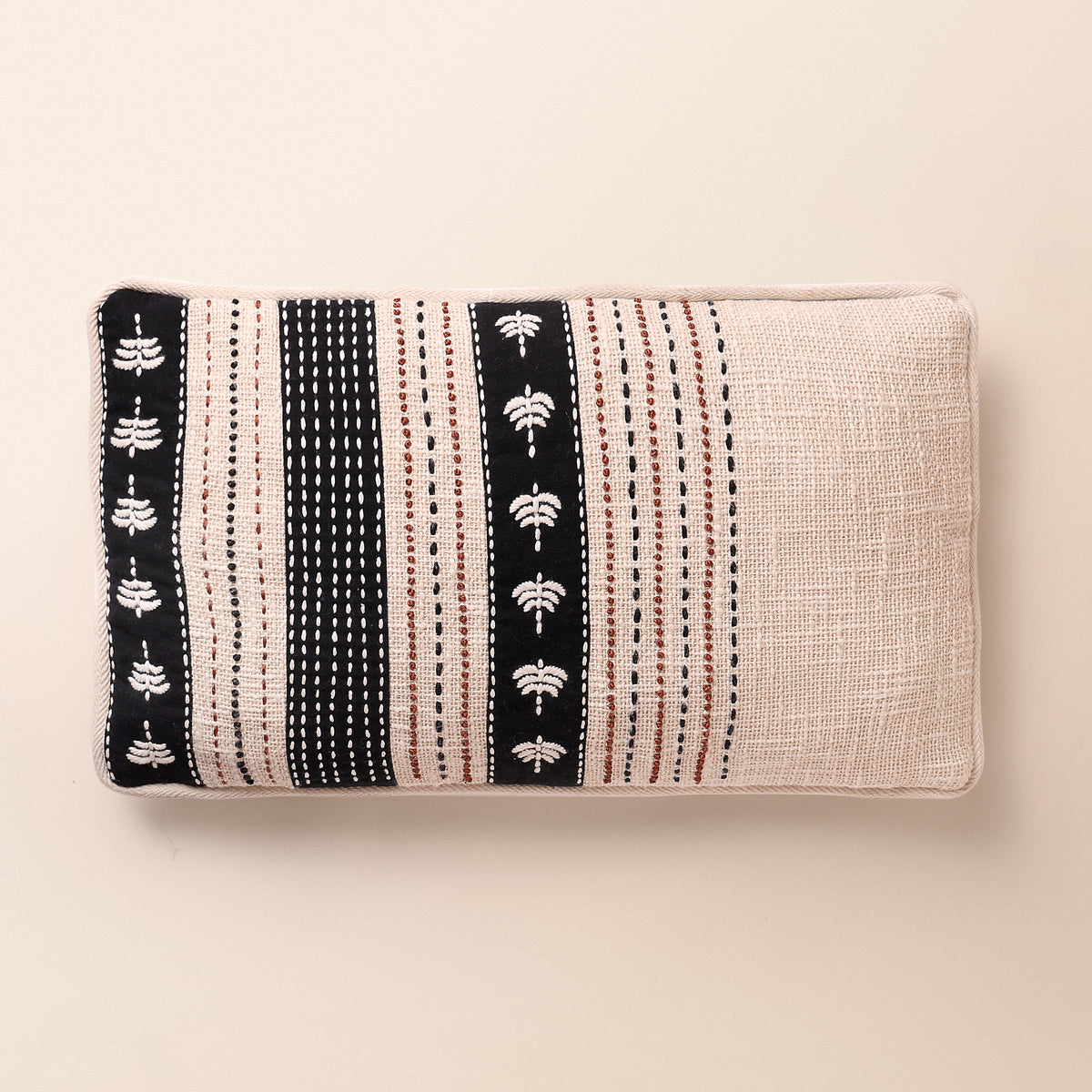 ELARIS Oblong Cushion, Kantha, 12 x 20 Inch, Ivory, Classic Monochromes