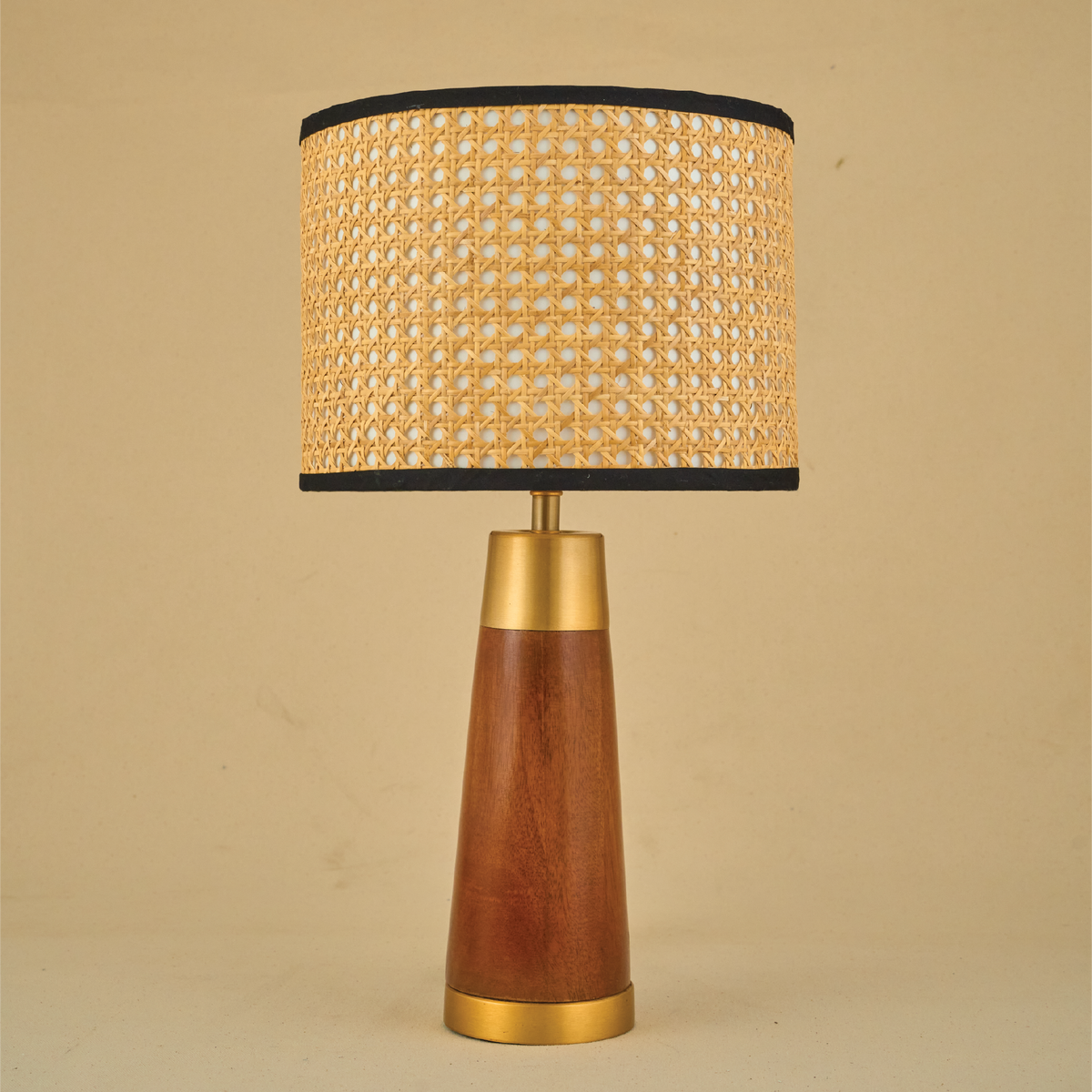 Mango Wood Table Lamp, Natural Rattan Shade  – A Masterpiece of Elegance from the RIO Collection