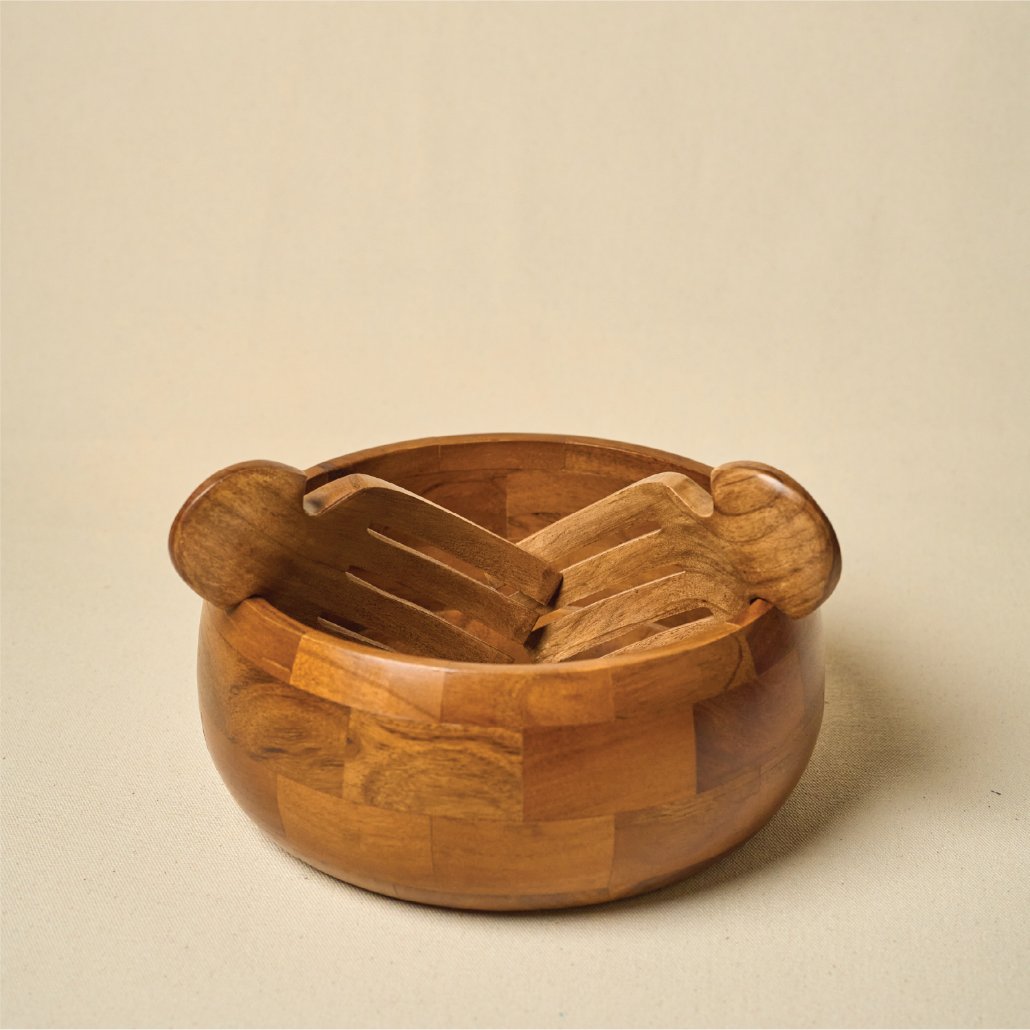 Salad Bowl with Serving Claws