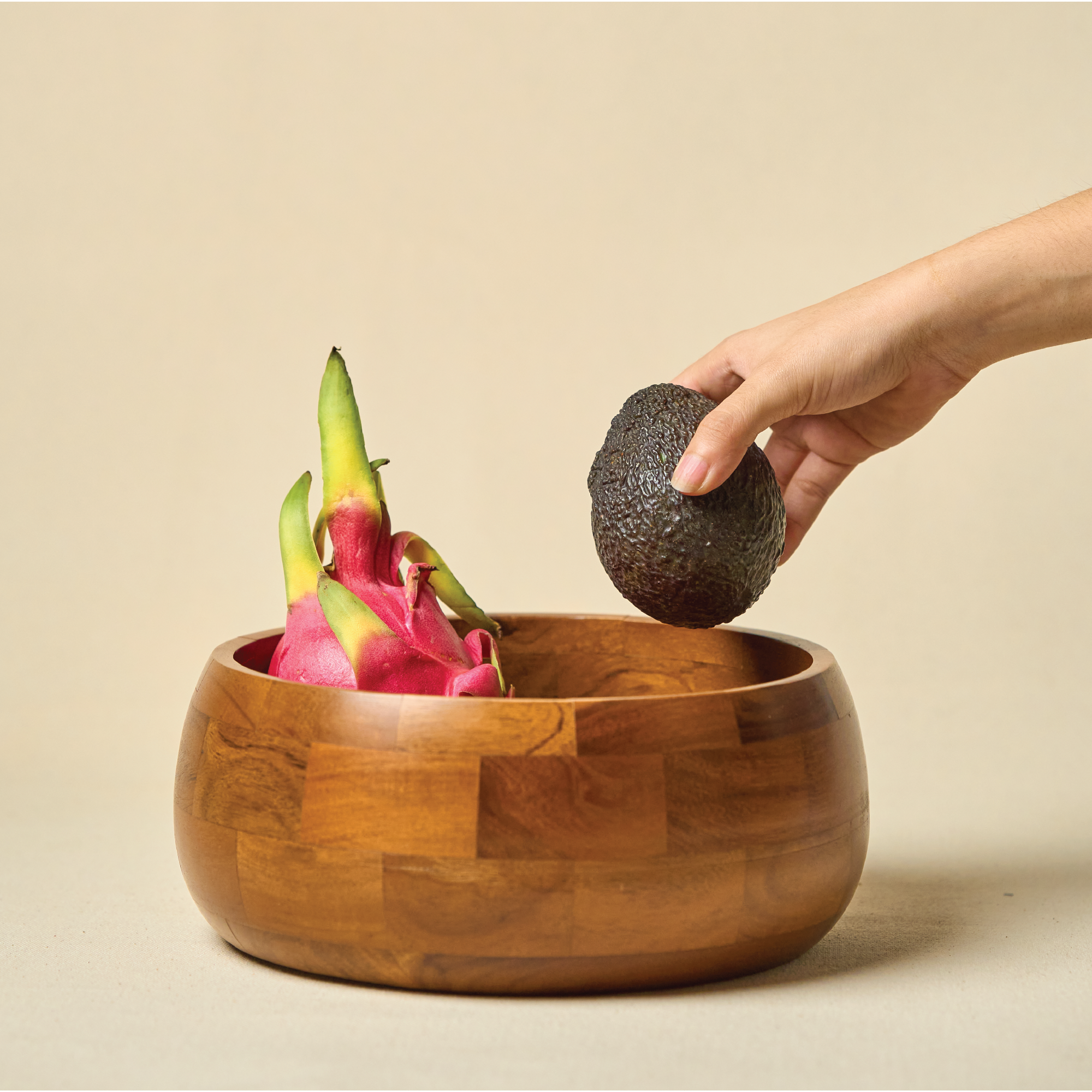 Salad Bowl with Serving Claws