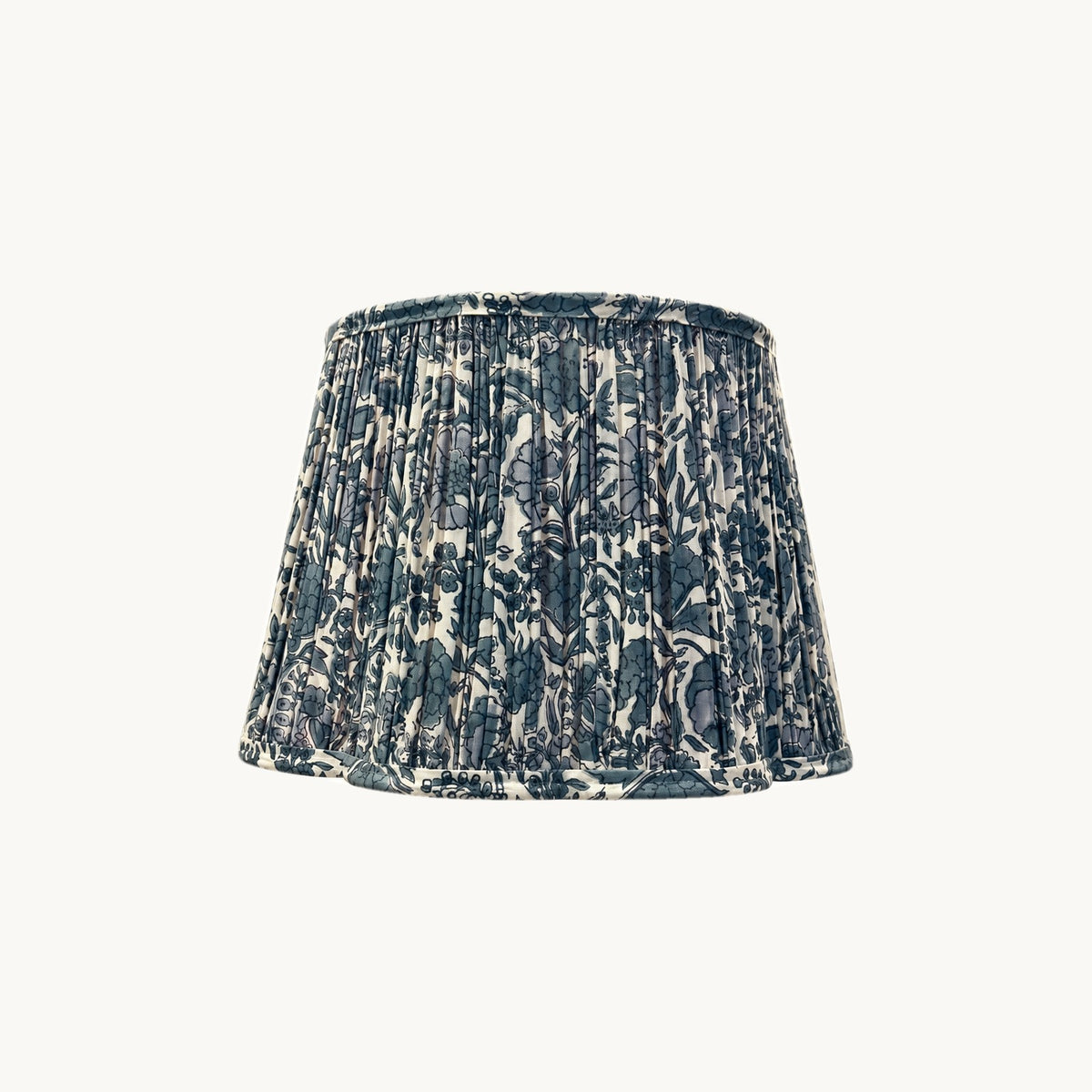 Neel Jaal Scalloped Lamp Shade