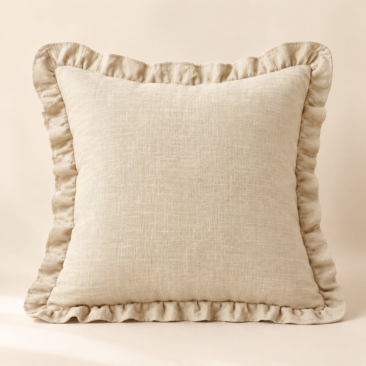 Ivory solid cushion, 20 x 20 inch, ruffled edge